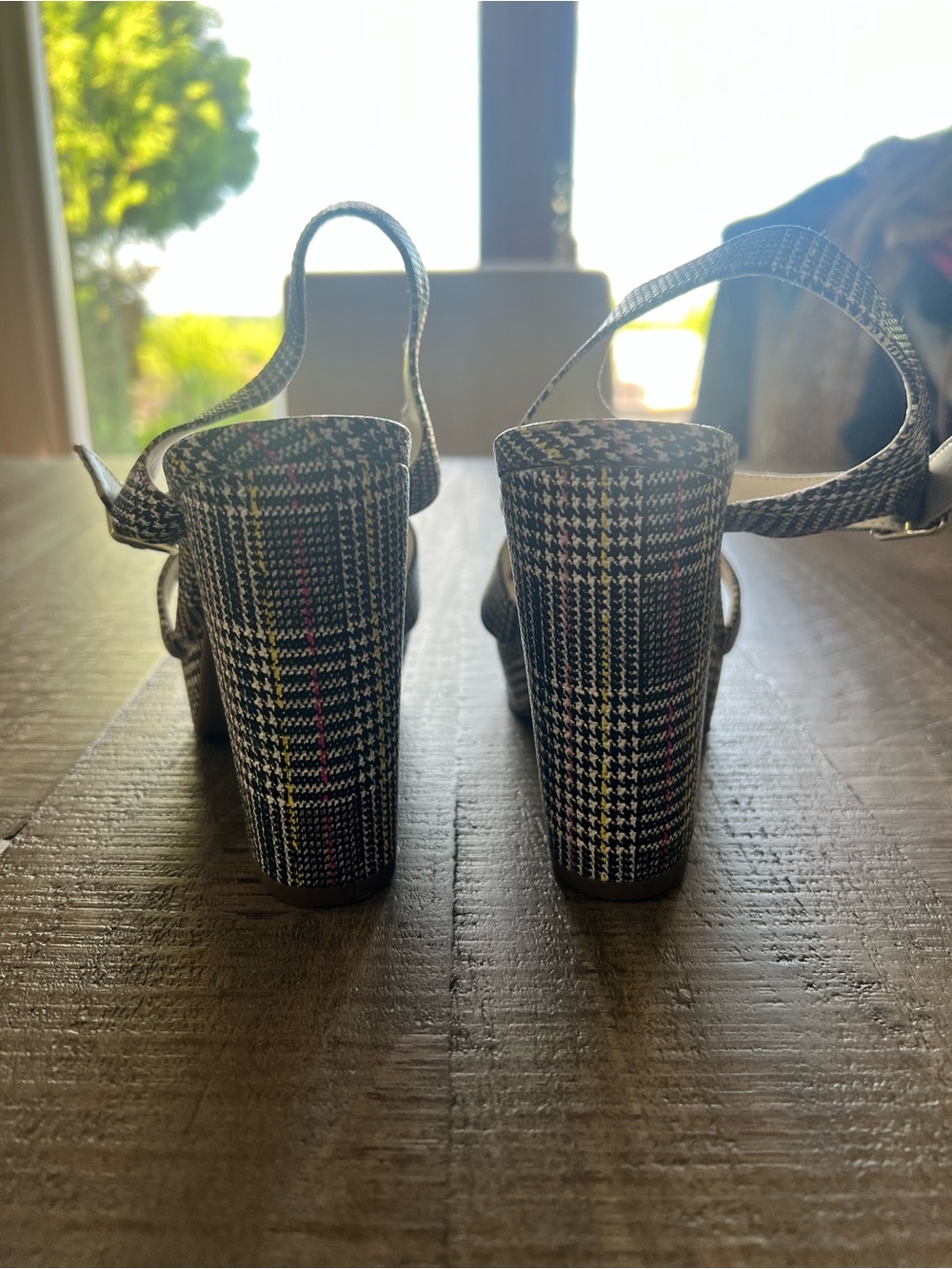 Anne Klein Black & White Plaid Platform Sandals with Pink Detail - Picture 4 of 7